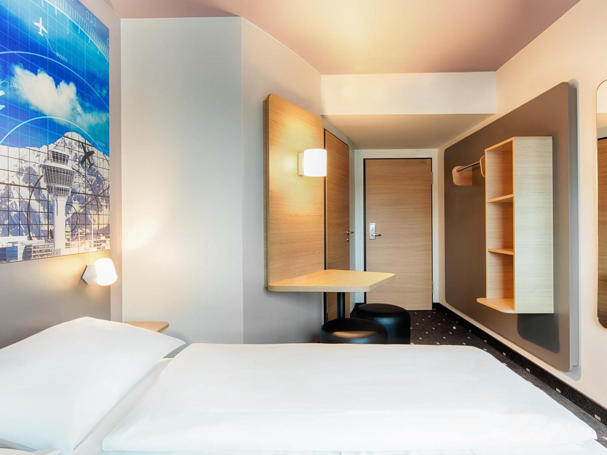 Double Room,1705596132:JPEG